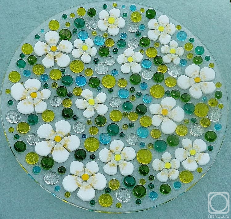 Repina Elena. Glass dish for the holiday table, "Rosa Meadow" fusing