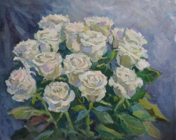 White roses. Postrigan Elena