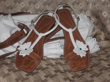 Sandals included with white bag. Lovlinskaj Oksana