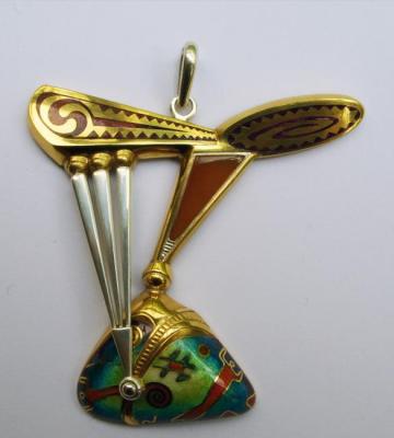 "Former Harp" pendant