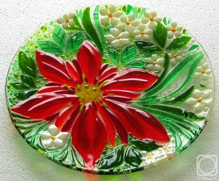 Repina Elena. Glass dish for the holiday table, "The red Klematis" fusing