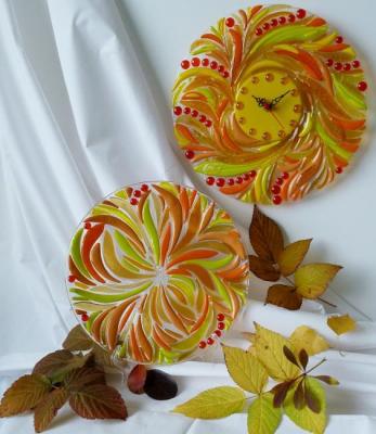 "Autumnal Equinox Day"A set of accessories for the living room or kitchen, glass, fusing. Repina Elena