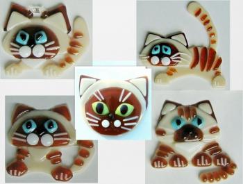 Repina Elena . Refrigerator magnets "Cats" glass fusing