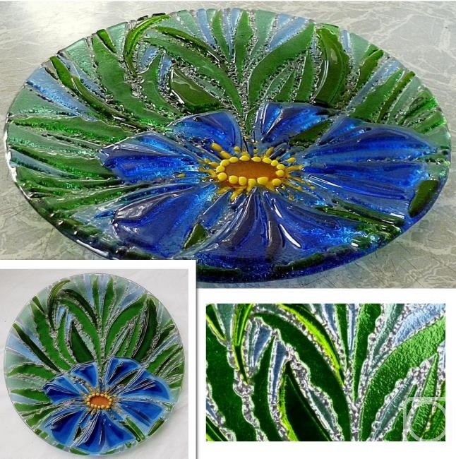 Repina Elena. Glass dish for the holiday table, "Morning dream" fusing
