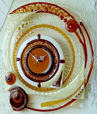 Large wall clock "Eclectic" glass fusing (another angle). Repina Elena