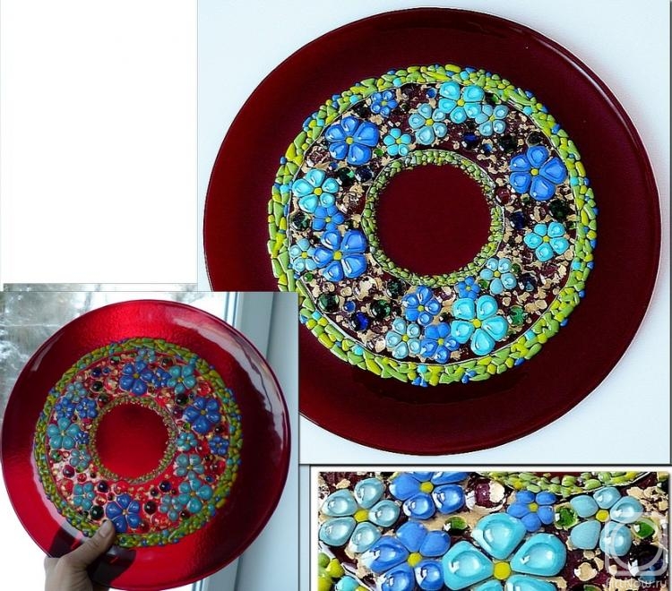Repina Elena. A large dish for the holiday table "Red Summer" glass fusing
