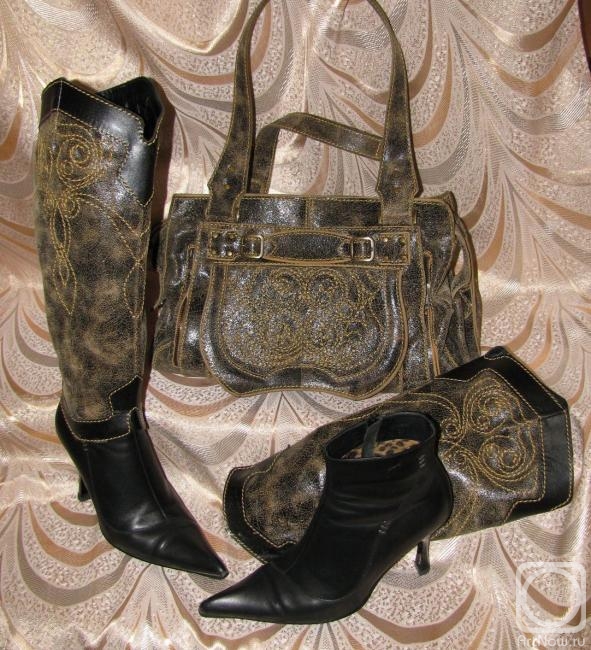 Lovlinskaj Oksana. Set of bags and removable legs for ready-made women's boots