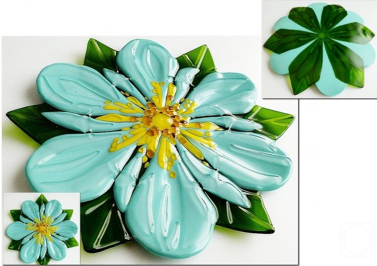 Repina Elena. Glass dish for the holiday table "Flower" fusing