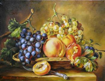 Still life with peaches and grapes. Komarovskaya Yelena