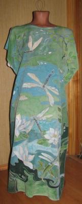 Plate.Batik "Dragonflies on the Pond". Zarechnova Yulia