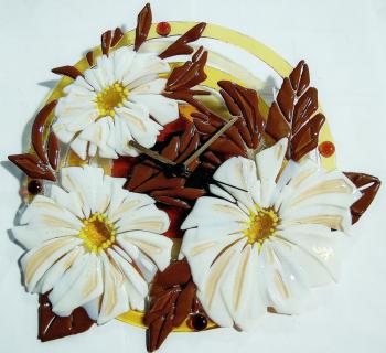 Wall clock "Sweet Tooth", glass, fusing