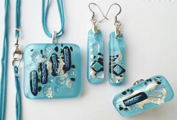 Jewelry Set "Azure sky" dihroic glass, fusing (Pale Azure). Repina Elena