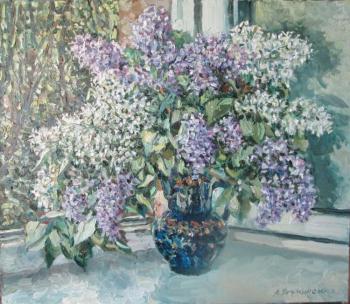 Lilac in a vase on the window. Yaguzhinskaya Anna