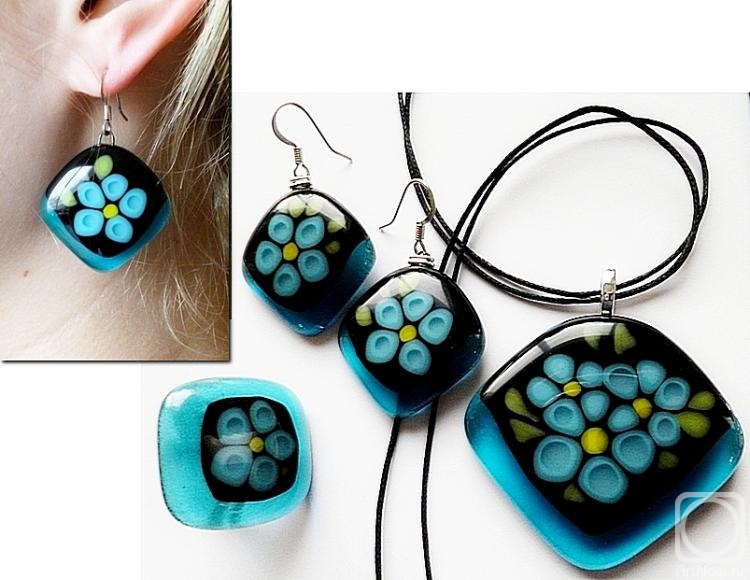 Repina Elena. Jewelry Set "Forget-me-not" glass, fusing