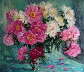 Bouquet of peonies. Sedyh Olga