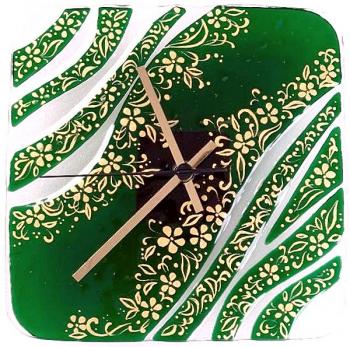 Repina Elena . Wall clock "Green Wave", glass, fusing