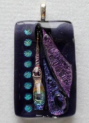 Pendant "Evening Bells" dichroic glass fusing (Stained Glass Company Spectrum). Repina Elena