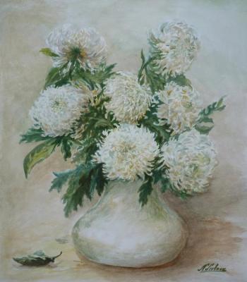 Still life with white chrysanthemums. Lizlova Natalija