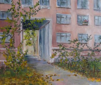 House on a veyer (the first apartment building in the neighborhood in the 60s). Namokonov Alexander