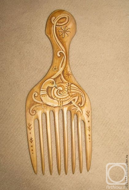 Zarechnova Yulia. Hair comb wooden "Bird"