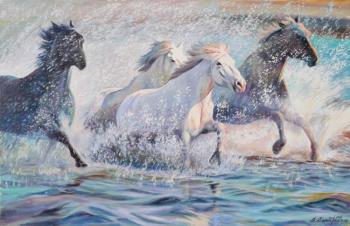 Horses in the spray of sparkling fly. Samarskaya Helena