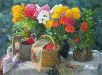 Garden bouquets and currants. Shumakova Elena